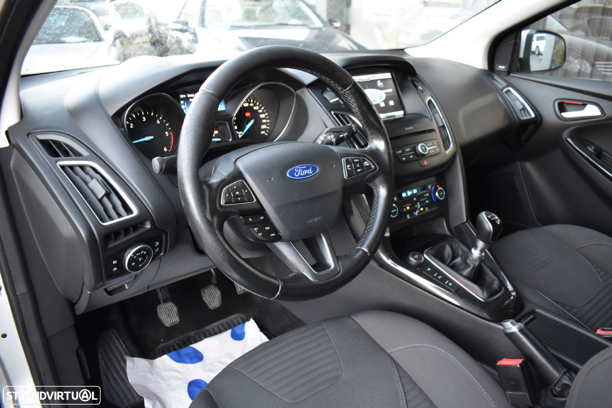Ford Focus SW 1.5 TDCi Titanium - 17
