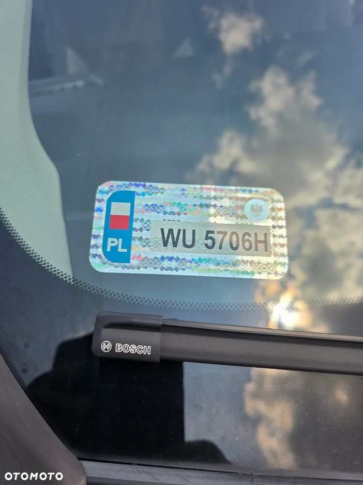 Toyota Auris Hybrid 135 Premium - 16