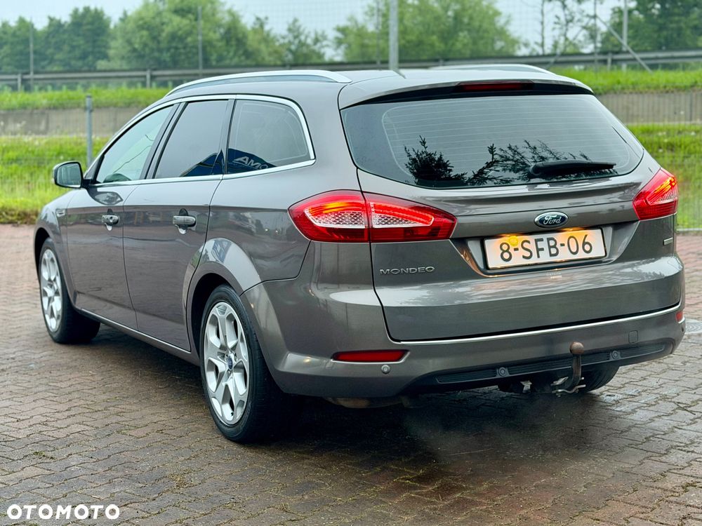 Ford Mondeo 1.6 T Platinium X Plus (Titanium) - 9