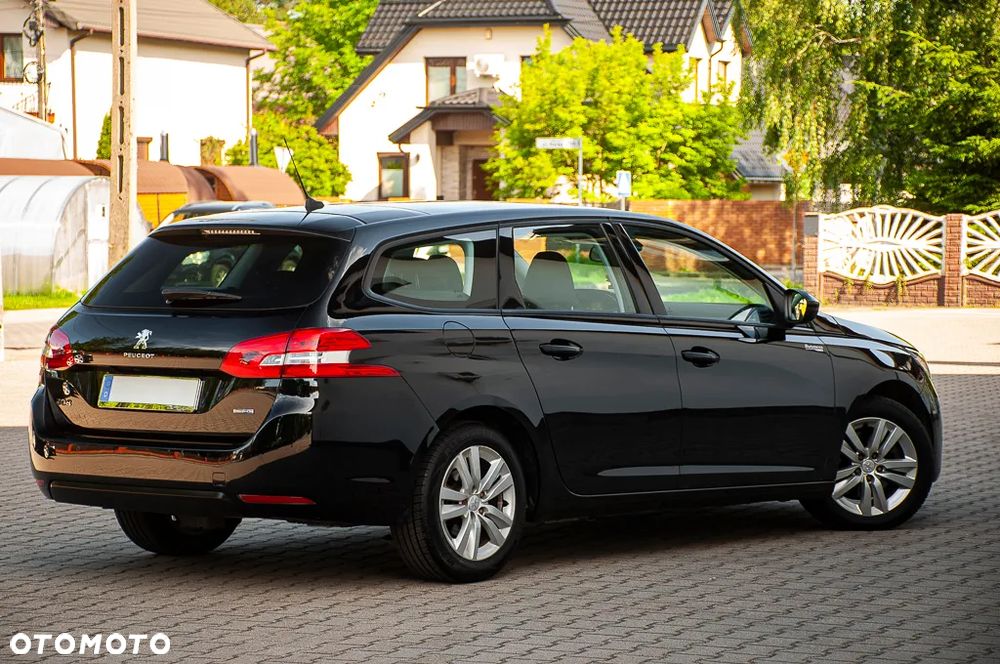 Peugeot 308 BlueHDi 150 Automatik Stop & Start Allure - 21