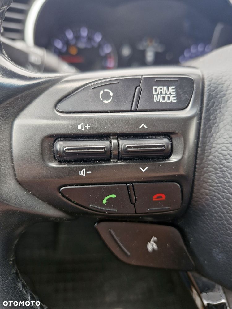 Kia Optima 2.0 L - 17
