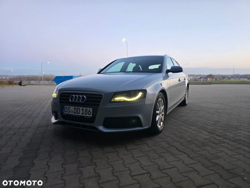 Audi A4 Avant 2.0 TDI DPF - 13