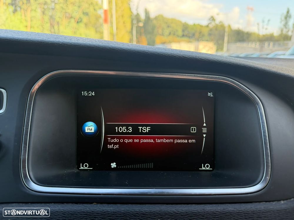 Volvo V40 1.6 D2 Summum - 24