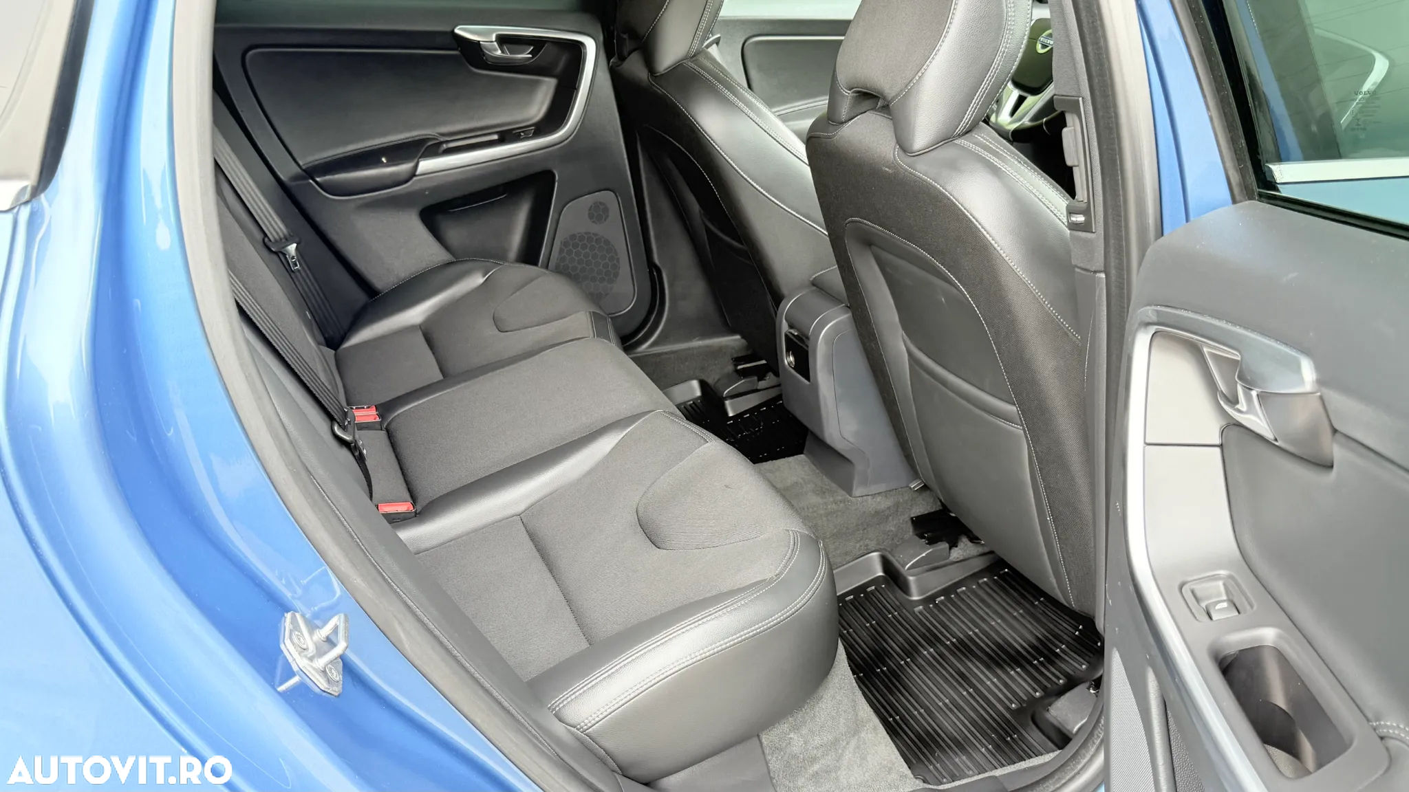 Volvo XC 60 D3 Geartronic Ocean Race - 9