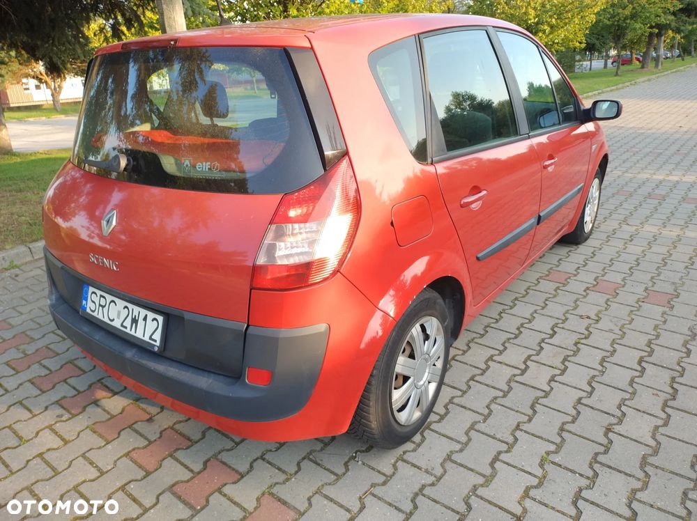 Renault Scenic 1.5 dCi Confort Authentique - 2
