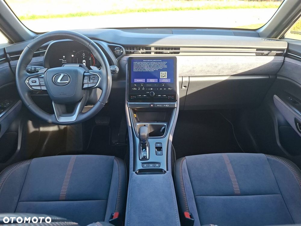 Lexus LBX 1.5 Hybrid Cool - 22