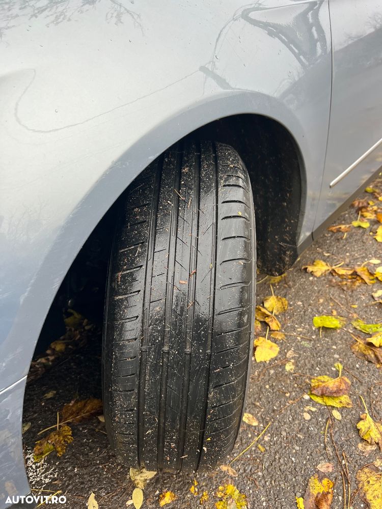 Volkswagen Passat Variant 1.6 TDI BlueMotion Technology Comfortline - 18