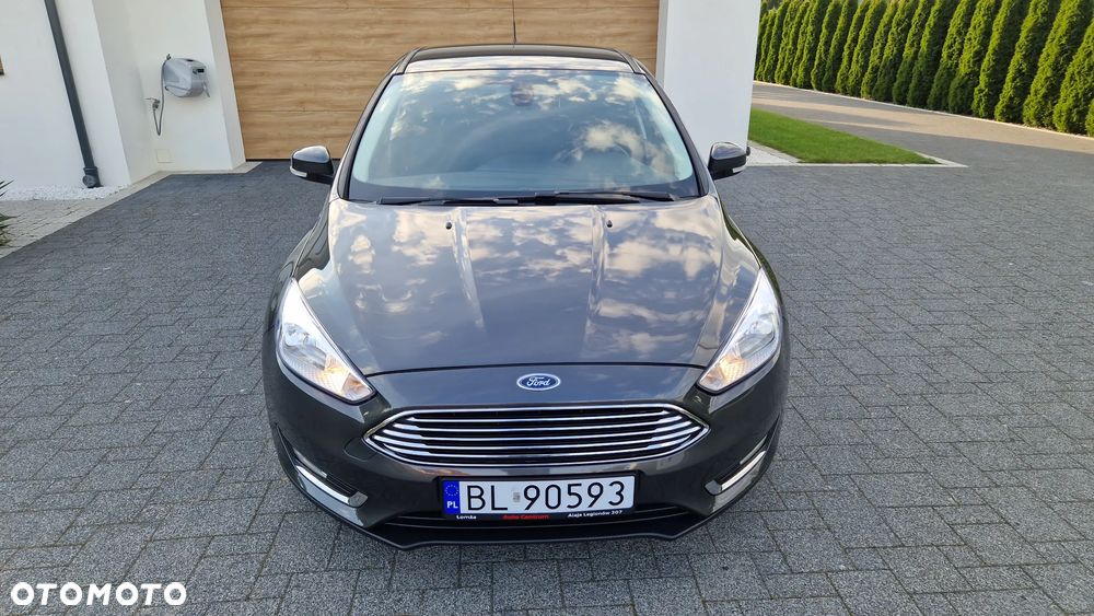 Ford Focus 1.5 EcoBlue Start-Stopp-System TITANIUM - 2