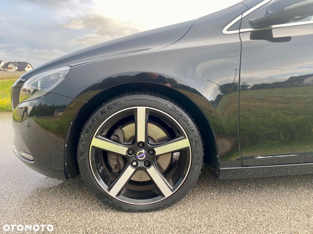 Volvo V40 D4 Drive-E Momentum - 11