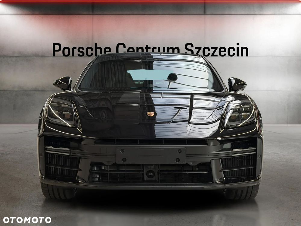 Porsche Panamera 4 - 8