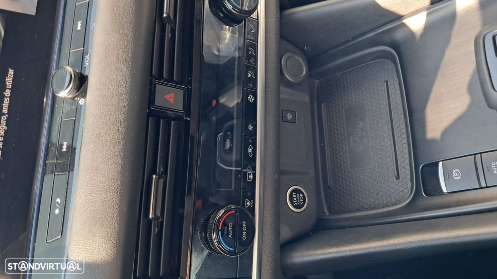 Nissan Qashqai 1.3 DIG-T N-Connecta LED Xtronic - 12