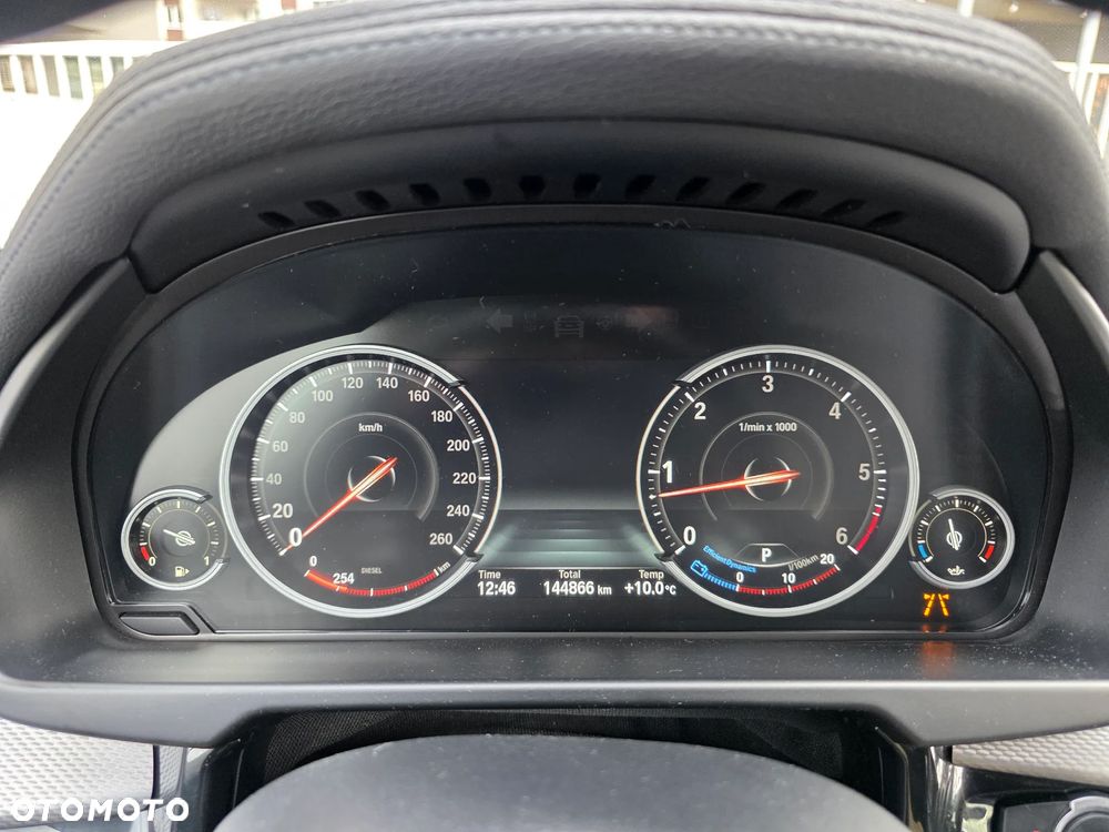 BMW X6 xDrive40d - 22