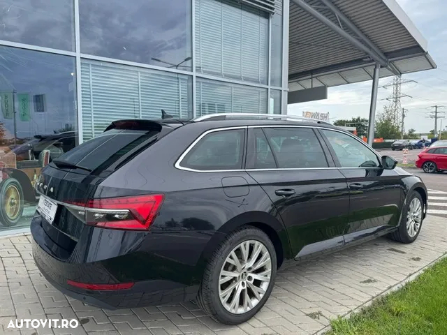Skoda Superb Combi 2.0 TDI DSG Style - 6