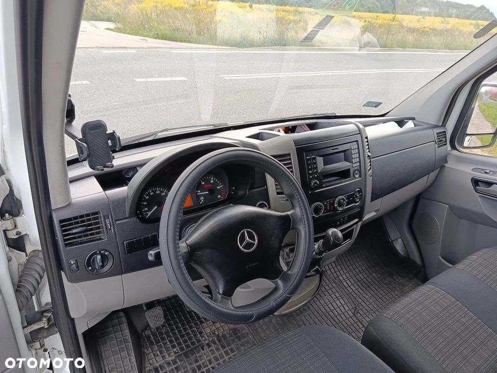 Mercedes-Benz Sprinter - 6