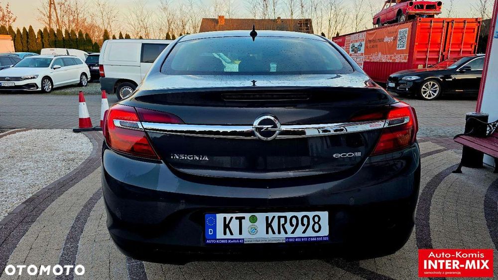 Opel Insignia - 12