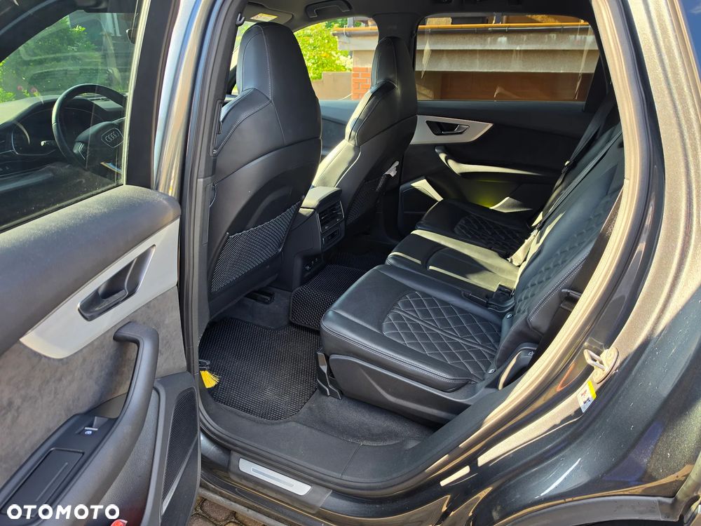 Audi Q7 - 9