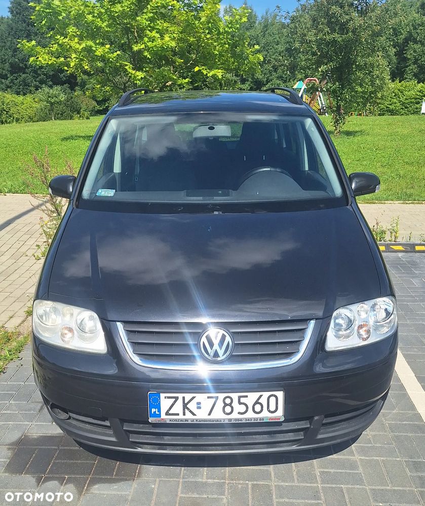 Volkswagen Touran - 2