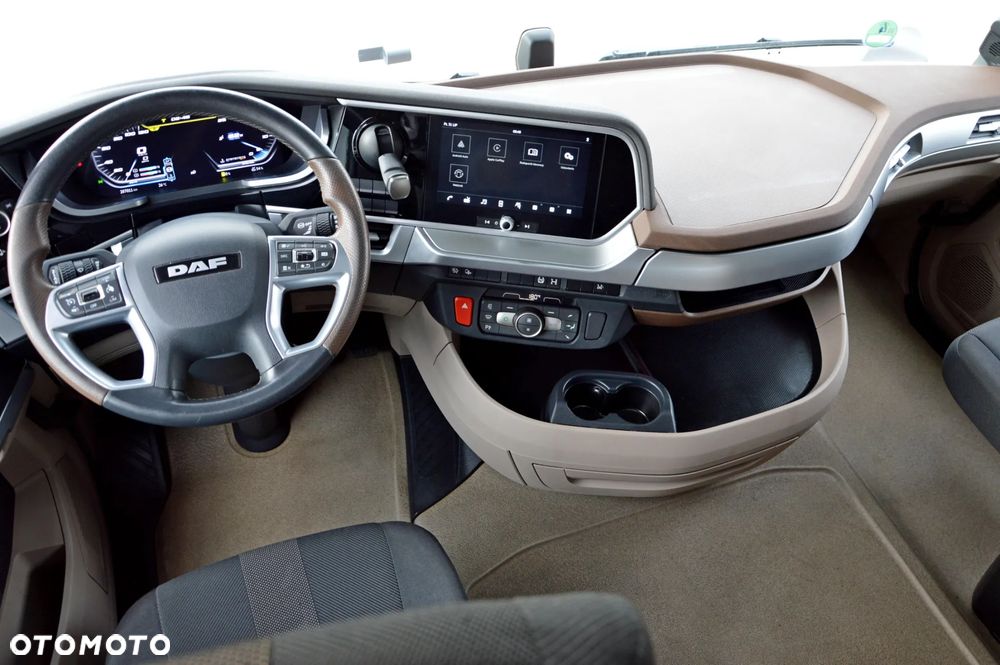 DAF XG+ 530 / ZF INTARDER / FULL LED / TRĄBY /KLIMA POST. / 2 ZBIORNIKI - 27