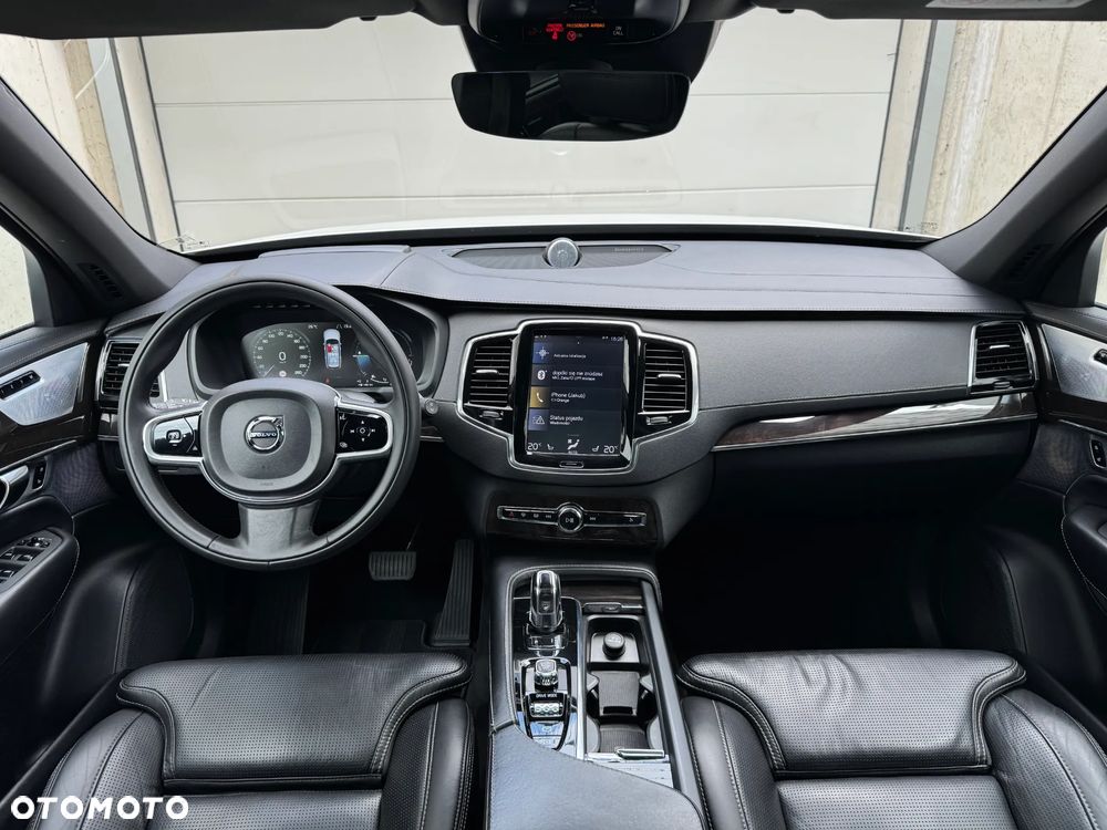 Volvo XC 90 - 10
