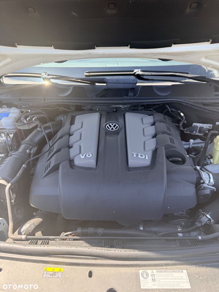 Volkswagen Touareg 3.0 V6 TDI SCR Blue Motion DPF Automatik Executive Edition - 15