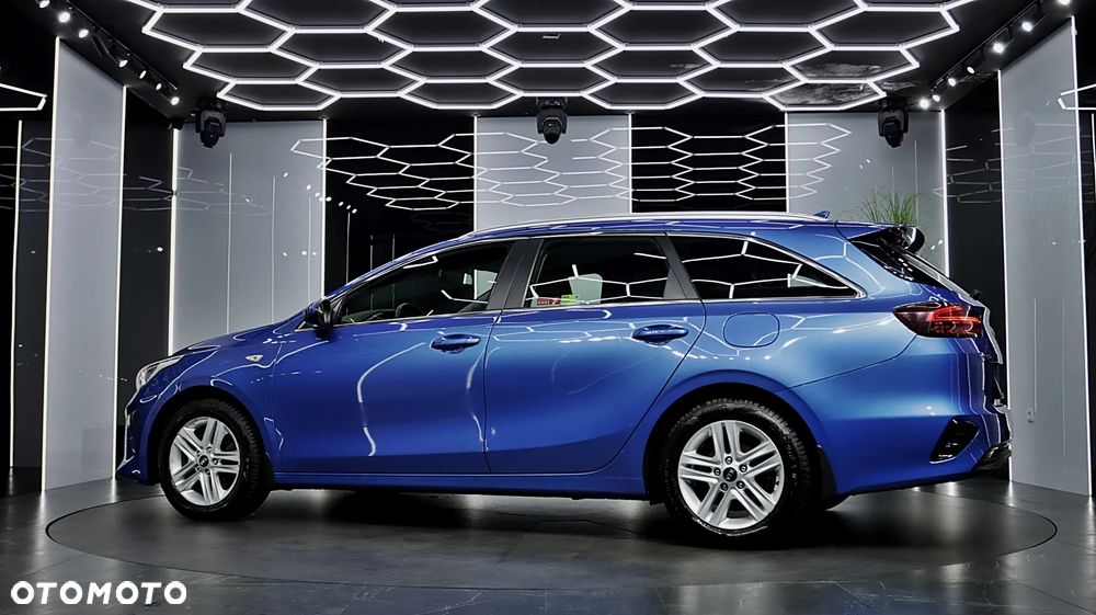 Kia Ceed 1.6 CRDi SCR M DCT - 4