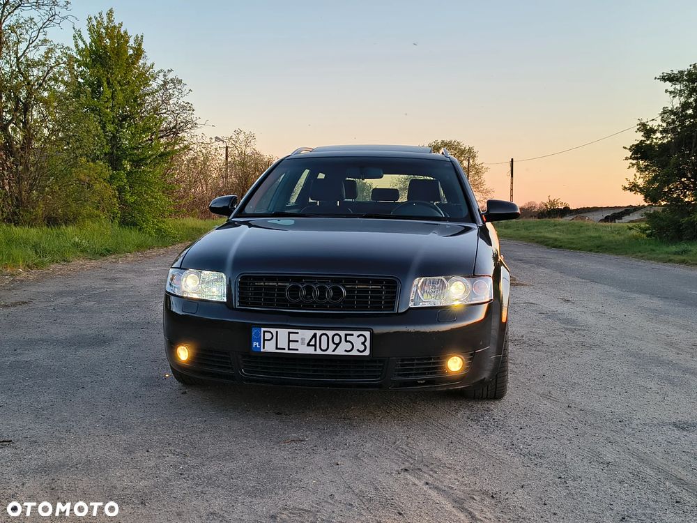 Audi A4 Avant 3 - 13