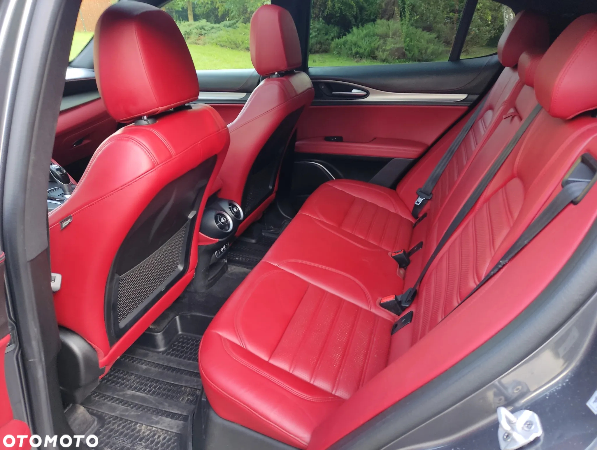 Alfa Romeo Stelvio 2.0 Turbo 16V AT8-Q4 Veloce Ti - 8