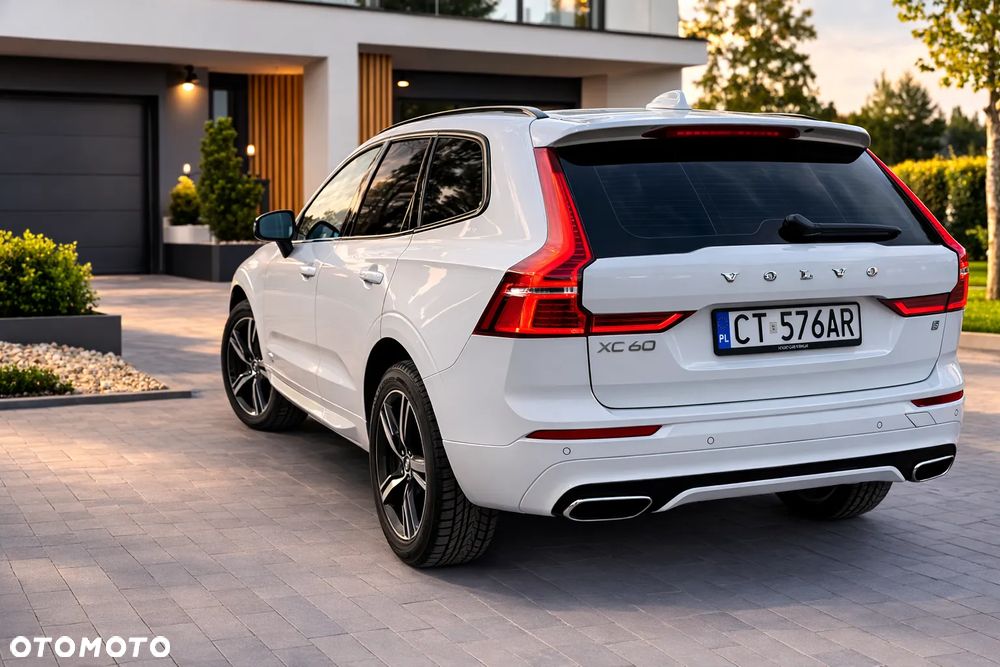 Volvo XC 60 D3 R-Design - 4