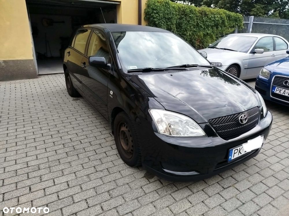 Toyota Corolla - 2