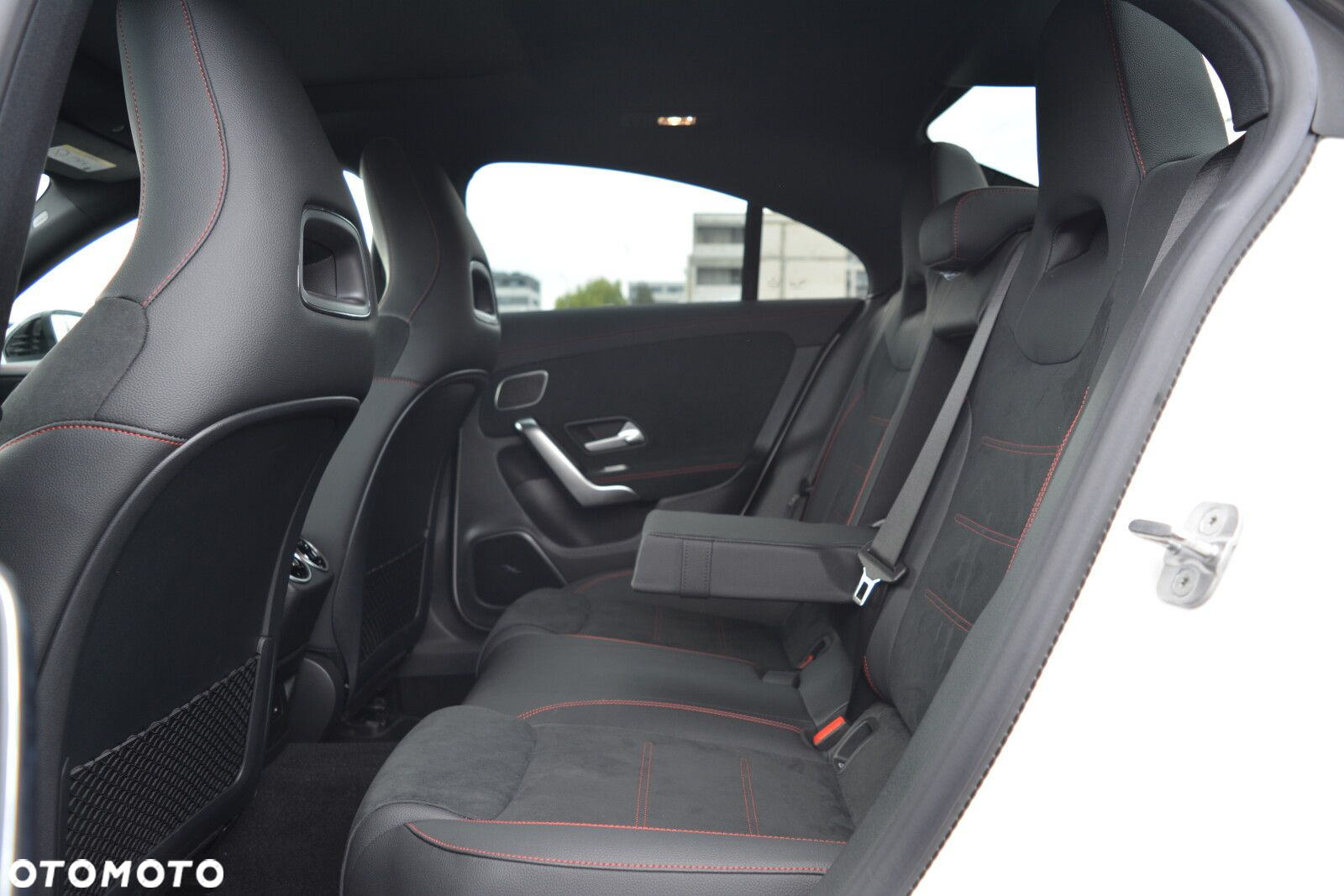 Mercedes-Benz CLA 200 AMG Line 7G-DCT - 27