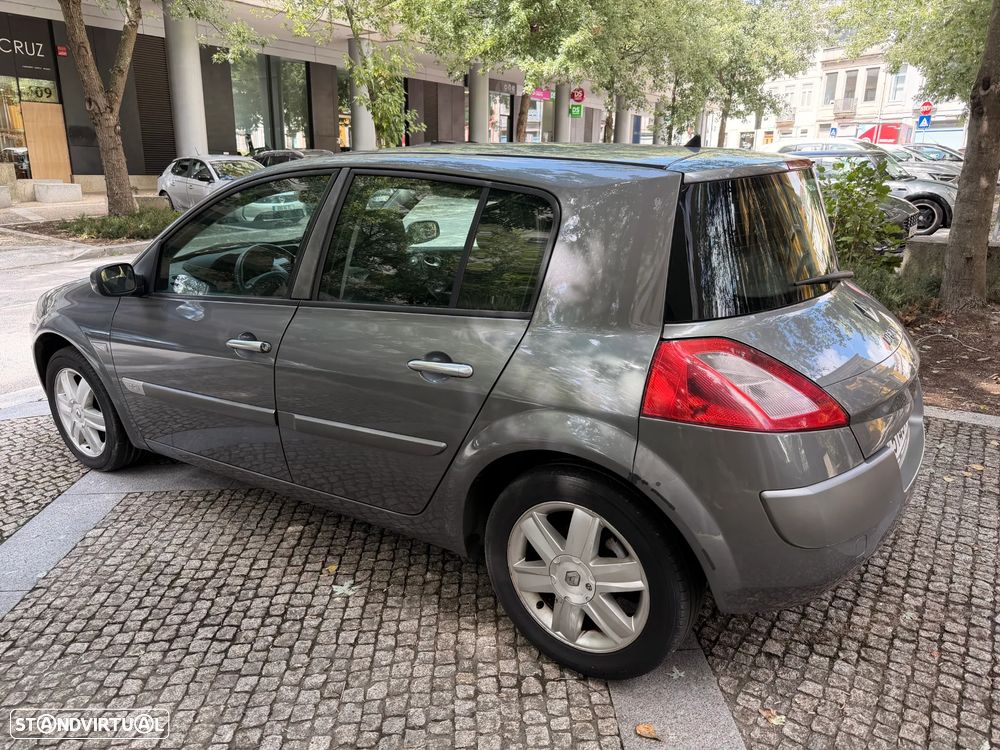 Renault Mégane 1.5 dCi Confort Dynamique - 3