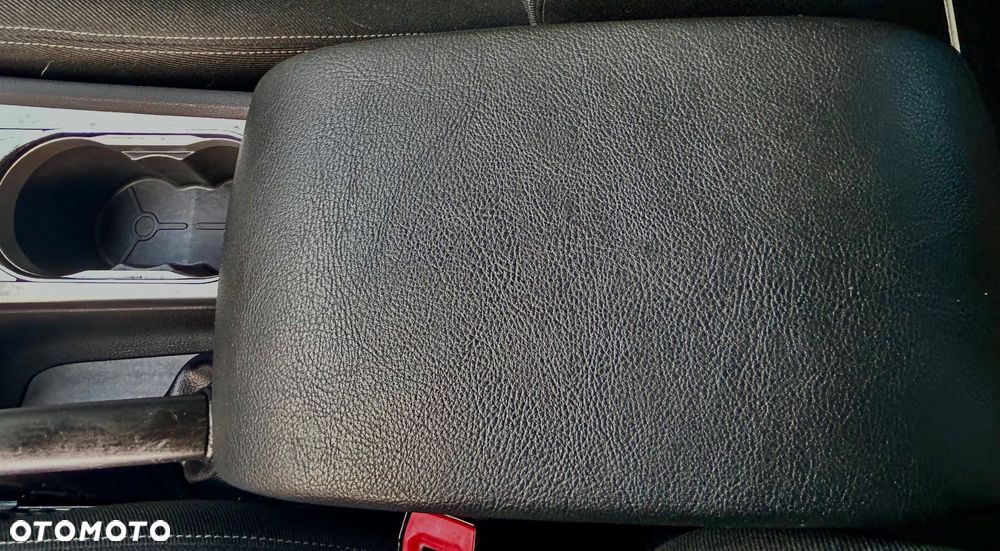 Ford Mondeo 1.6 Trend - 16