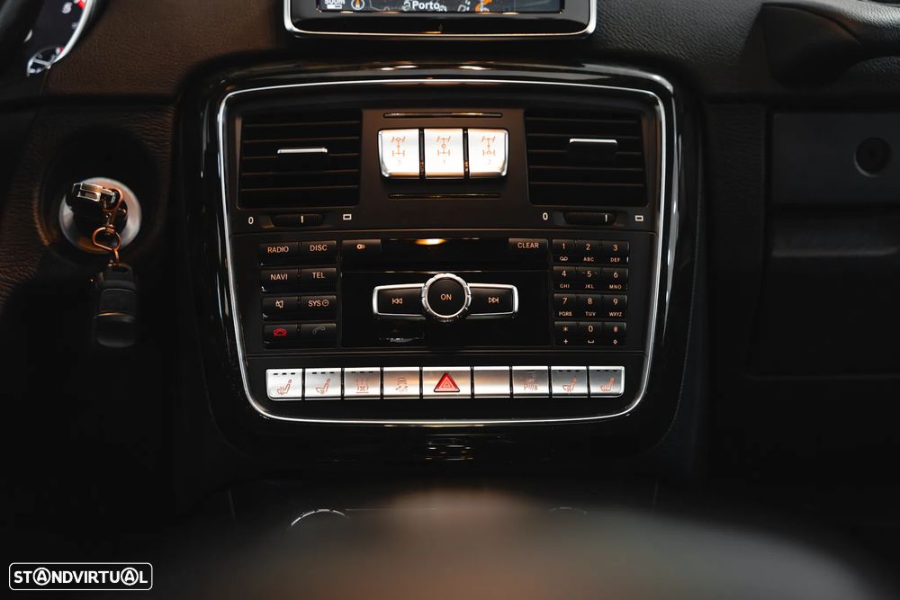 Mercedes-Benz G 350 d 9G-TRONIC AMG Line - 42
