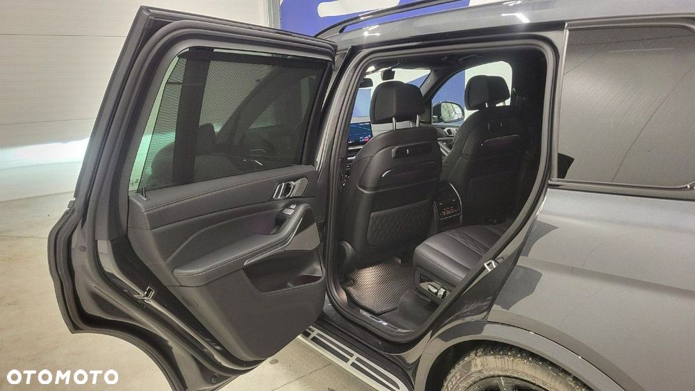 BMW X7 xDrive40d mHEV sport - 26
