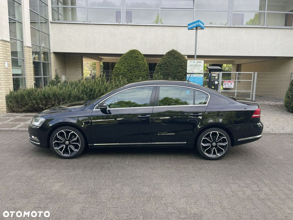 Volkswagen Passat - 10