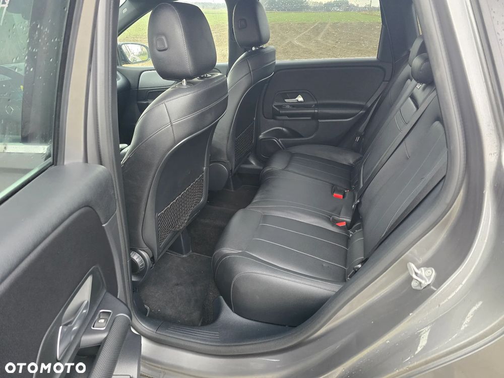 Mercedes-Benz Klasa B 180 d 7G-DCT Style - 17