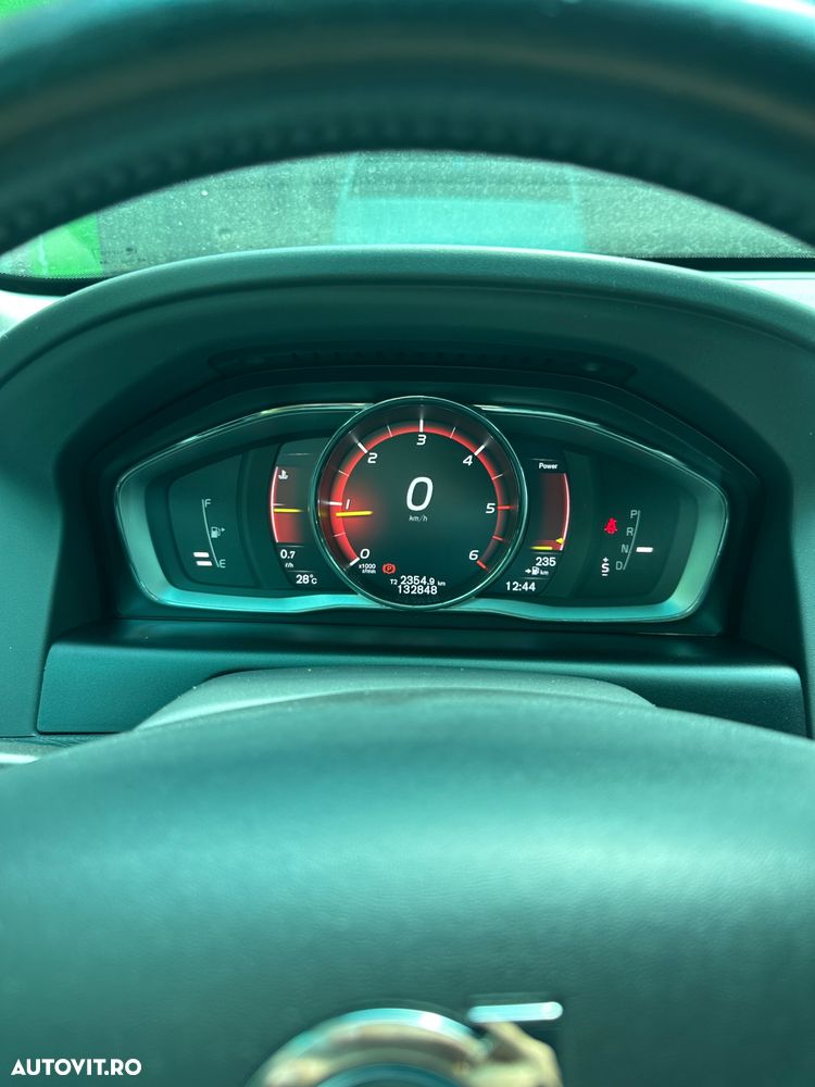 Volvo XC 60 D3 Geartronic Summum - 21