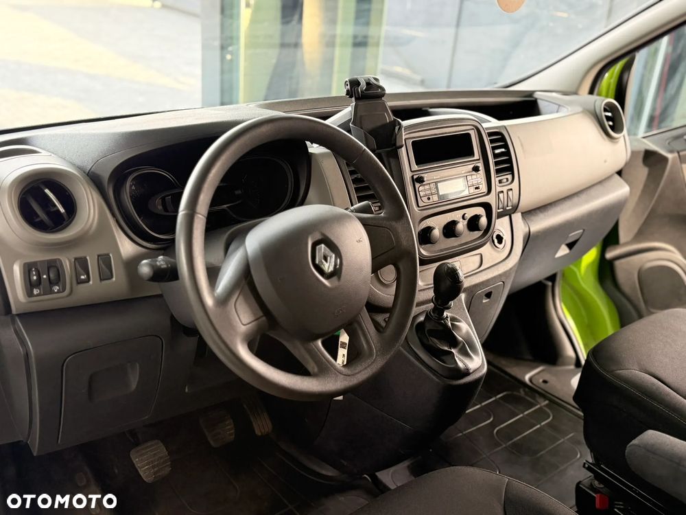 Renault Trafic - 10