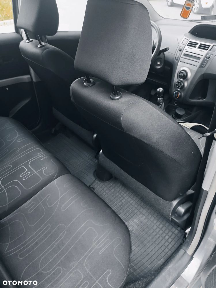 Toyota Yaris 1.33 Sol - 7