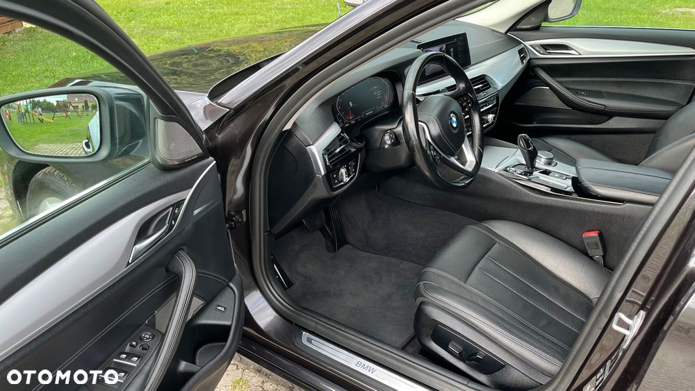 BMW Seria 5 520d Efficient Dynamics Edition Luxury Line - 16