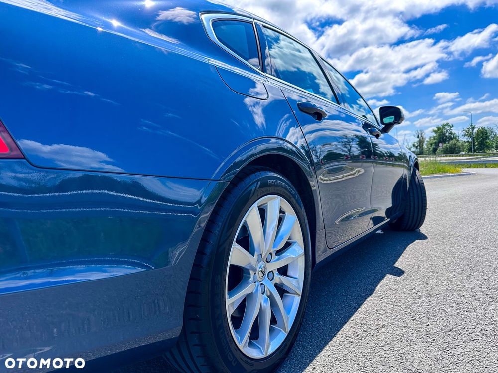 Volvo S90 D3 Momentum - 28