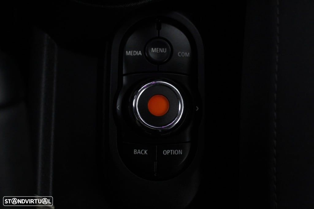 MINI 5 Portas Cooper S Auto - 30