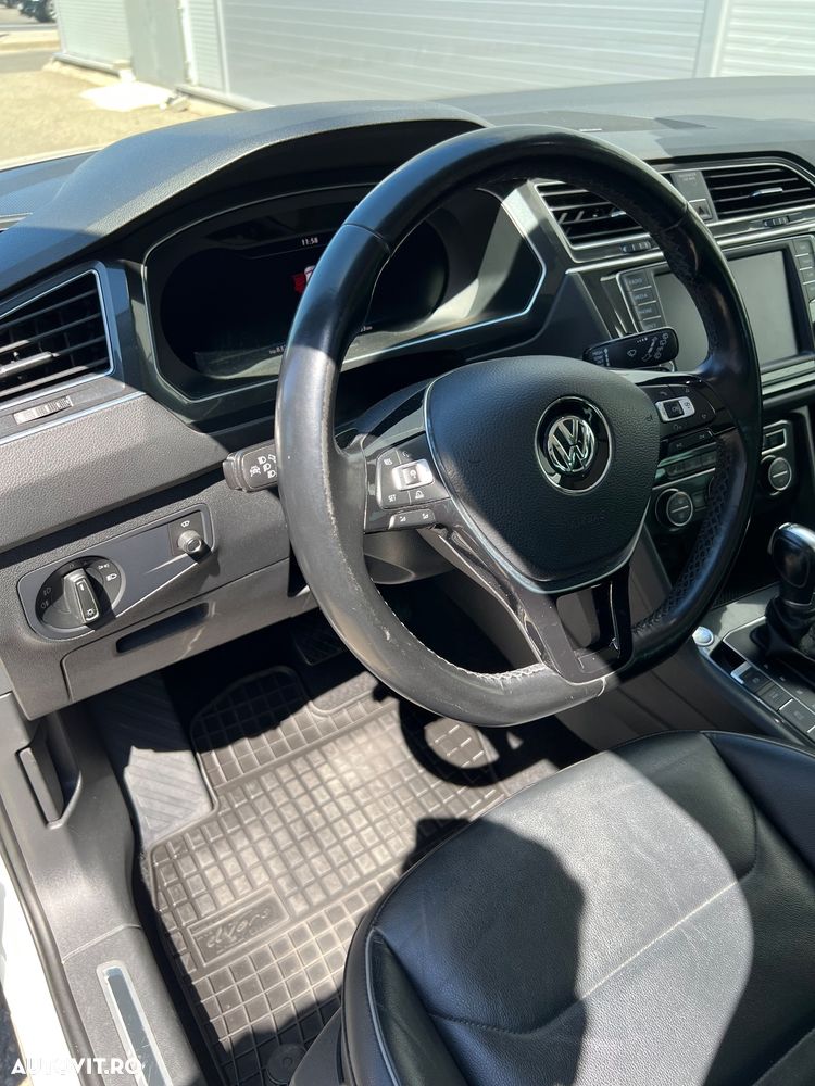 Volkswagen Tiguan 2.0 TDI DSG 4Mot Highline - 17