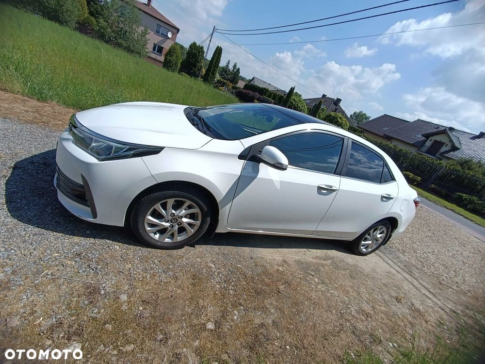 Toyota Corolla 1.6 Comfort - 4