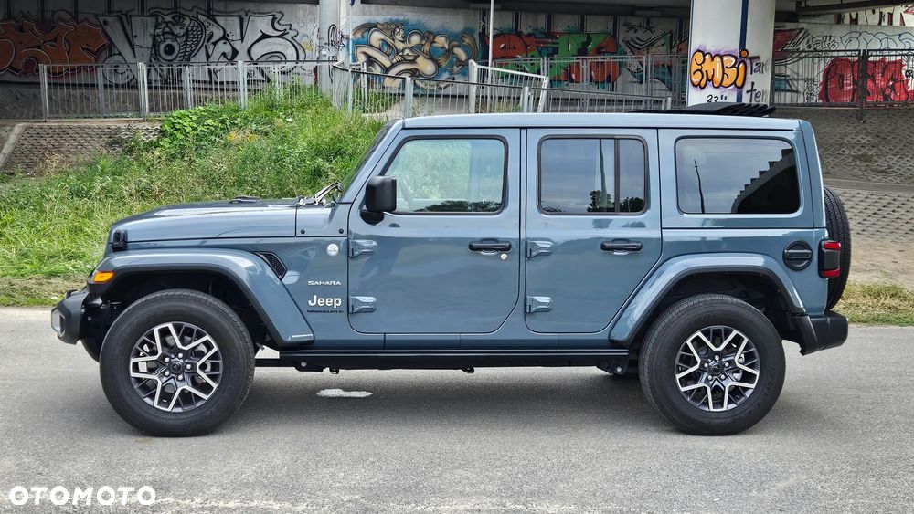 Jeep Wrangler - 3