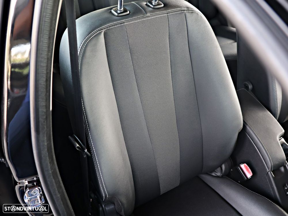 Renault Mégane Sport Tourer 1.5 dCi Dynamique CO2 Champion - 21
