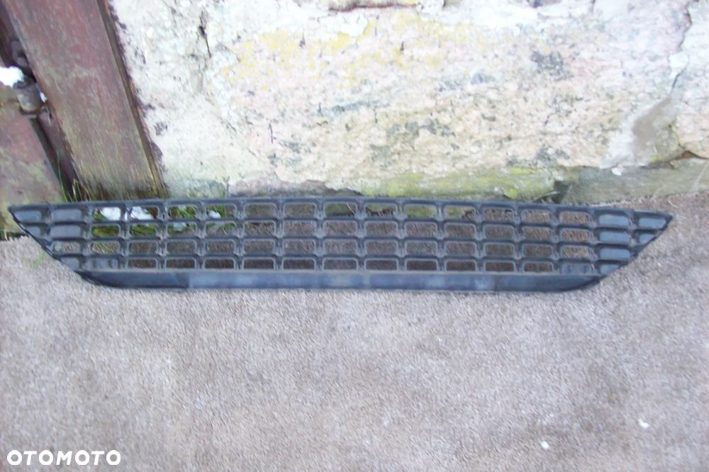 kratka zderzaka przedniego opel zafira c - 2