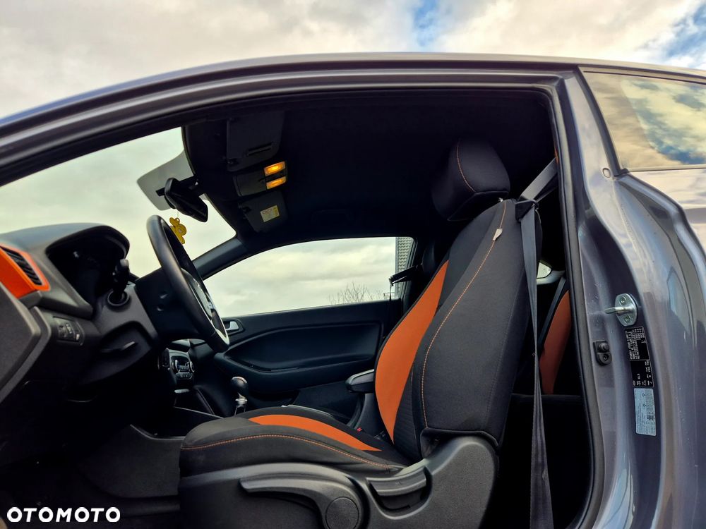 Hyundai i20 1.2 Intro Edition - 25