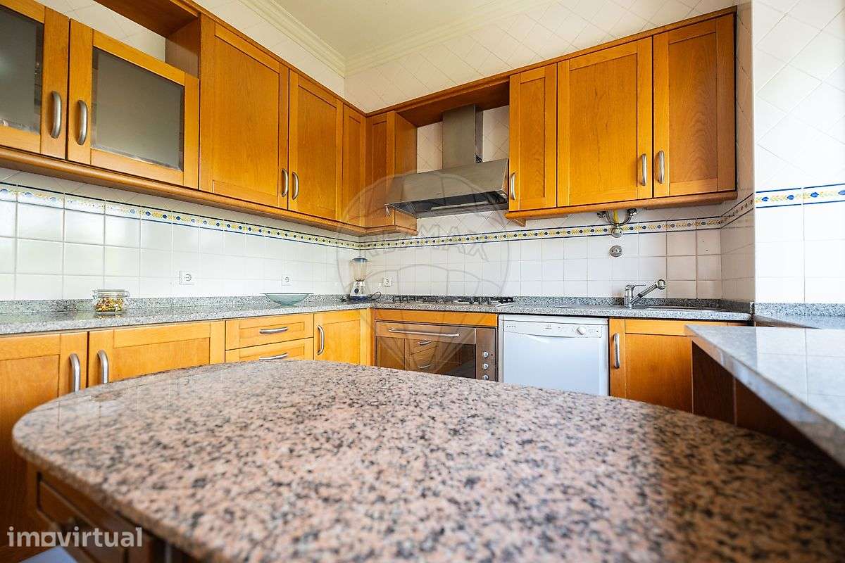 Apartamento T4 para venda - Grande imagem: 3/17