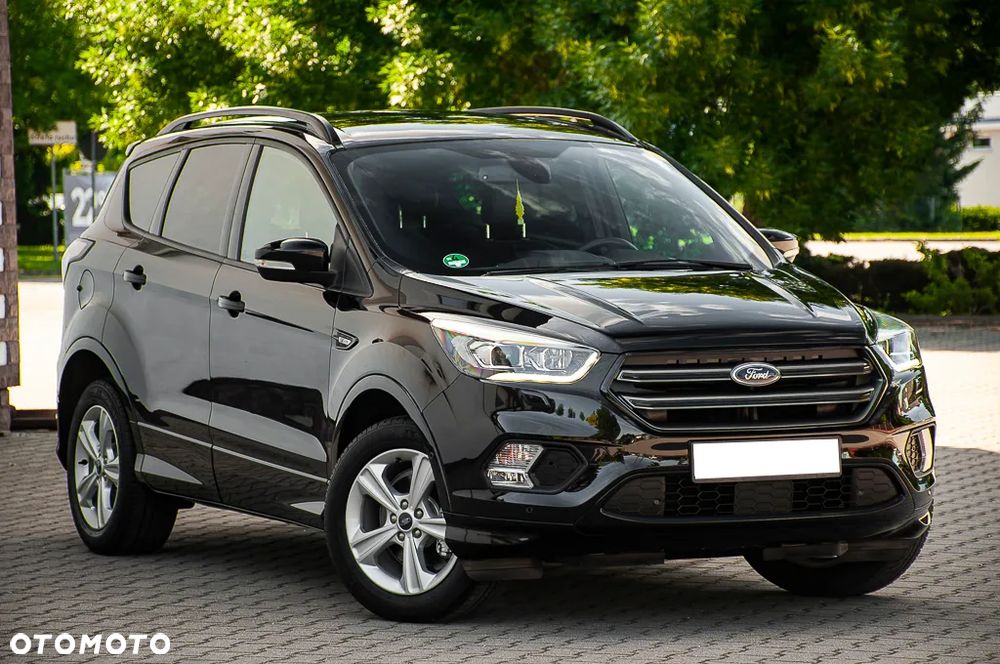 Ford Kuga 1.5 EcoBoost 2x4 ST-Line - 2